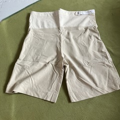マタニティズボンの画像