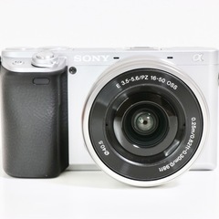 SONY α6400ダブルズームキット ほぼ新品の画像