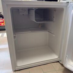 Hisense 1ドア冷蔵庫 HR-A42JW ホワイト 42L 右開き 製氷機能なしの画像