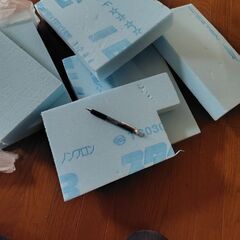 スタイロフォーム　切れ端の画像