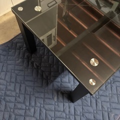 美品★ガラステーブル★黒★収納付き★の画像