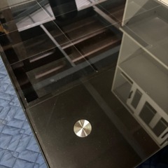 美品★ガラステーブル★黒★収納付き★の画像