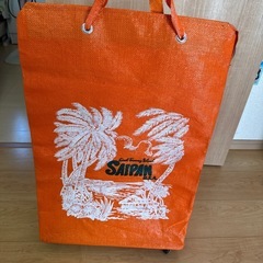 ローラー付きバックの画像