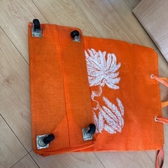 ローラー付きバックの画像