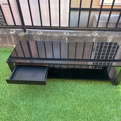 テレビボードの画像