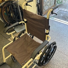 車いすの画像