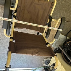 車いすの画像