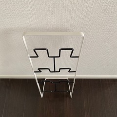 スリッパラック　金属　白黒　ブラック　ホワイト　モダンの画像