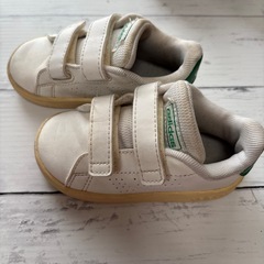 adidas スニーカー　白　13cmの画像