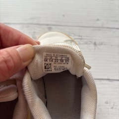 adidas スニーカー　白　13cmの画像