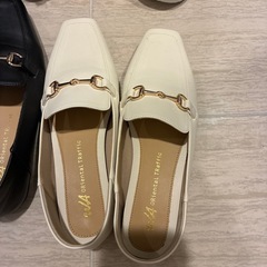 靴23センチ　1〜2回のみ使用　の画像
