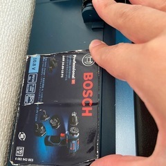 ドライバードリルとライトの画像