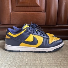 NIKE dunk low Michigan 27cmの画像