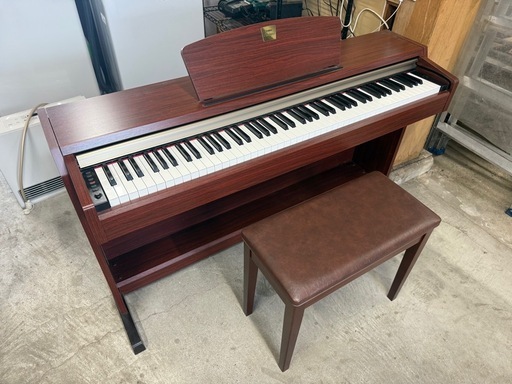 YAMAHA CLP-220M Clavinova 電子ピアノ　2006年製