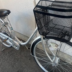 10J9  ホームサイクル２６サイズ　オートライト付　★自転車専門店の中古車です★　【消費税込み・防犯登録６００円込みの画像