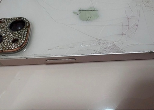 iPhone１３　128G