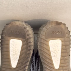 adidas イージーブースト　26センチの画像