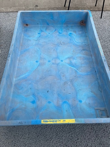 ダイライトR型箱型容器240L金魚やメダカに