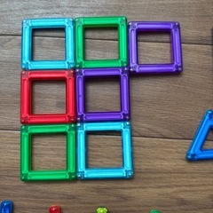カラフル　マグネットブロック　知育玩具セットの画像