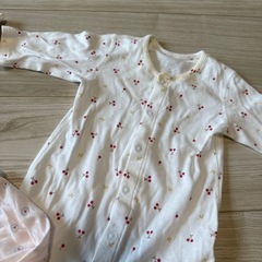 赤ちゃんの城などの女の子用カバーオール3枚♡60sizeの画像