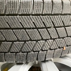 ブリジストン　スタッドレスタイヤホイール付き VRX3 185/65R15 24年21しゅう21週の画像