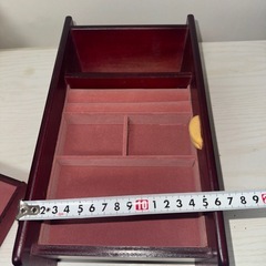 ジュエリーボックス鏡付きの画像