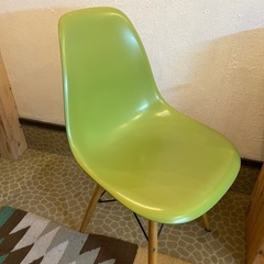 中古椅子の画像