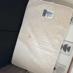 セミダブル　コイルマットレスの画像