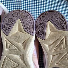 20.5cm 女の子向けスニーカー　瞬足、MadFootの画像