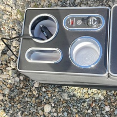 SGALUPA 新型 ヴォクシー ノア 90系 ワイヤレス充電 コンソールボックス の画像