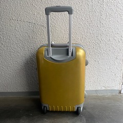 Guy Laroche LAROCHE スーツケース メタリックイエロー【ZK-007】の画像