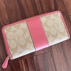 coachピンク長財布　美品　の画像