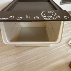 収納ボックスの画像