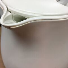10/10終わりタイガー電気ケトル ポット 21年製 マットホワイト 0.6L 残8個 25j菊KTの画像
