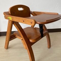 折りたたみベビーチェアの画像