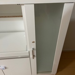 食器棚　レンジ台の画像