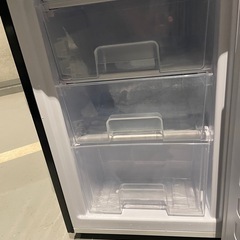 【都内送料無料】アイリスオーヤマ　クラシックデザイン冷蔵庫 PRR-142D-B 130L 2022年式の画像
