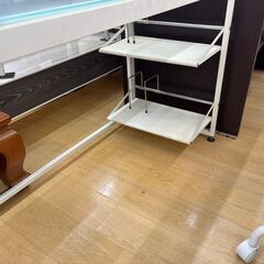 【トレファク イオンモール常滑店】ガラス天板デスクをご紹介！の画像