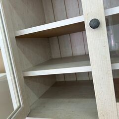 【リユ-スのサカイ広島石内店】ジモティ割！2枚扉食器棚/クリ-ニング済み/HG-7461/広島市 家具　佐伯区 家具　南区 家具　西区 家具　東区 家具　中区 家具　安佐南区 家具　安佐北区 家具　安芸区 家具　府中町 家具　海田町 家具　熊野町 家具　坂町 家具　廿日市市 家具																		 										【リユ-スのサカイ広島石内店】ジモティ割！３枚扉オープンボード/クリ-ニング済み/HG-6979/広島市 家具　佐伯区 家具　南区 家具　西区 家具								の画像