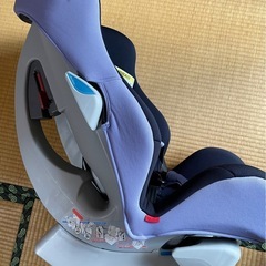 Combi チャイルドシートの画像