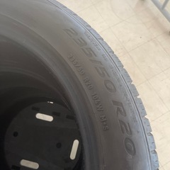 無料タイヤ　235/50R20【1819
】の画像
