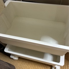 ワゴンの画像