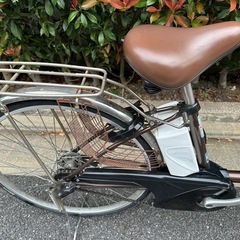 期間限定SALE🌈東京23区配達無料🚲新基準 Panasonic パナソニック ビビ　13.2Ah リチウム 電動自転車中古　1889の画像