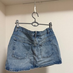 zara デニムスカートの画像