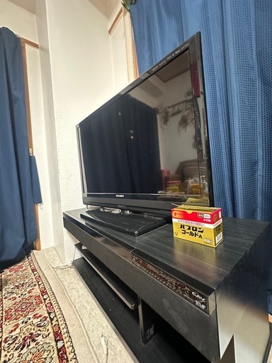 テレビ　スピーカー台