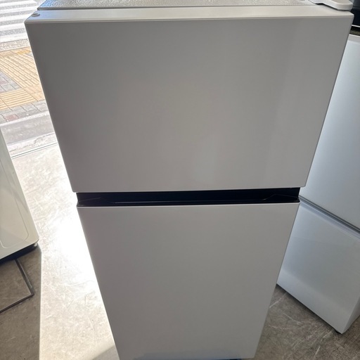2025年　ハイセンス  冷蔵庫  124L 極美品