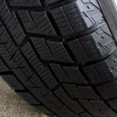 高年式 175/65R15 フィット 4穴 バリ溝 国産タイヤ スタッドレス アルミホイール 夏 冬 タイヤ ホンダ fit アクア ヴィッツ カローラフィールダー カローラ フィールダー シエンタ ベルタ インサイト グレイス シャトル、シャトルハイブリッド フィット シャトル スイフト スプラッシュの画像