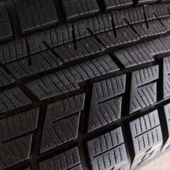 高年式 175/65R15 フィット 4穴 バリ溝 国産タイヤ スタッドレス アルミホイール 夏 冬 タイヤ ホンダ fit アクア ヴィッツ カローラフィールダー カローラ フィールダー シエンタ ベルタ インサイト グレイス シャトル、シャトルハイブリッド フィット シャトル スイフト スプラッシュの画像