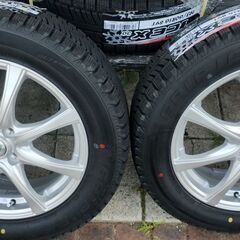 24年 新品 195/60R16 タイヤホール4本セット ノート 4穴 冬タイヤ スタッドレス アルミホイール 冬タイヤ ホンダ fit ノート 日産 セレナ ノア ヴォクシー ステップワゴン セレナ ハイウェイスター ホイール ホイール付きの画像