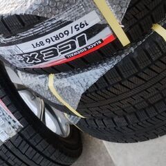 24年 新品 195/60R16 タイヤホール4本セット ノート 4穴 冬タイヤ スタッドレス アルミホイール 冬タイヤ ホンダ fit ノート 日産 セレナ ノア ヴォクシー ステップワゴン セレナ ハイウェイスター ホイール ホイール付きの画像